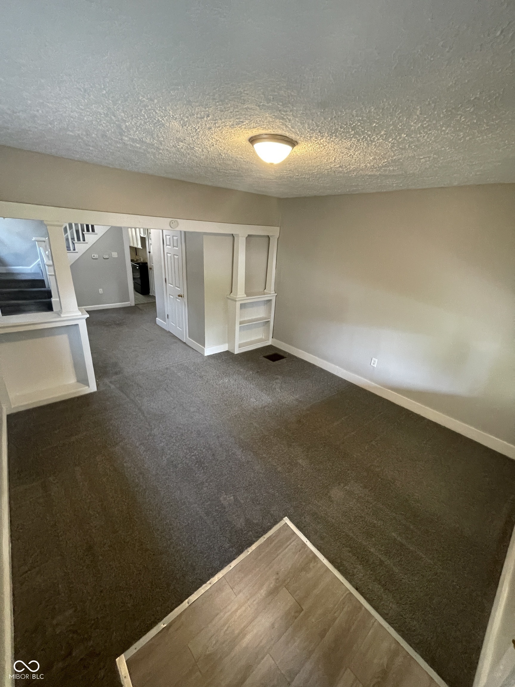 4212 East Washington Street Indianapolis, IN 46201 - Photo 4 of 19