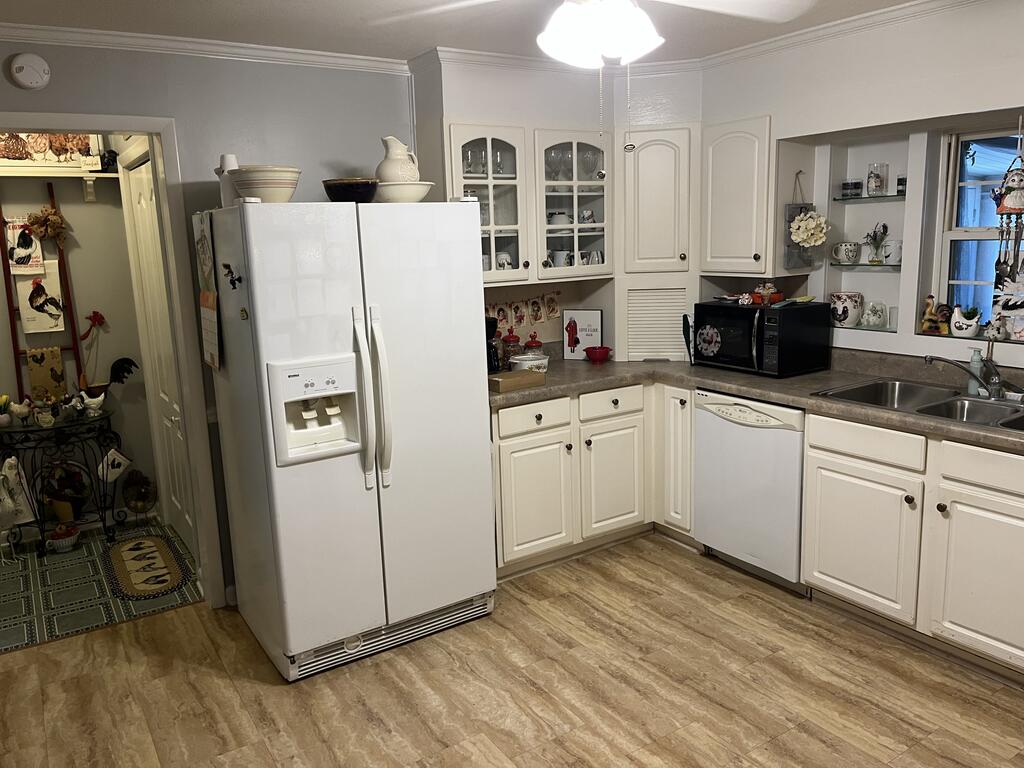 300 Lightfoot Road Abbeville, AL 36310 - Photo 5 of 13 Gallery Image 5