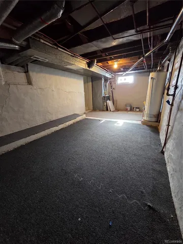 $2,100 | 958 Lowell Boulevard, Denver, CO 80204