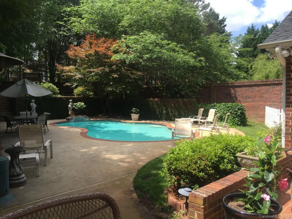 4529 Binfords Ridge Road Charlotte, NC 28226 - Photo 4 of 11