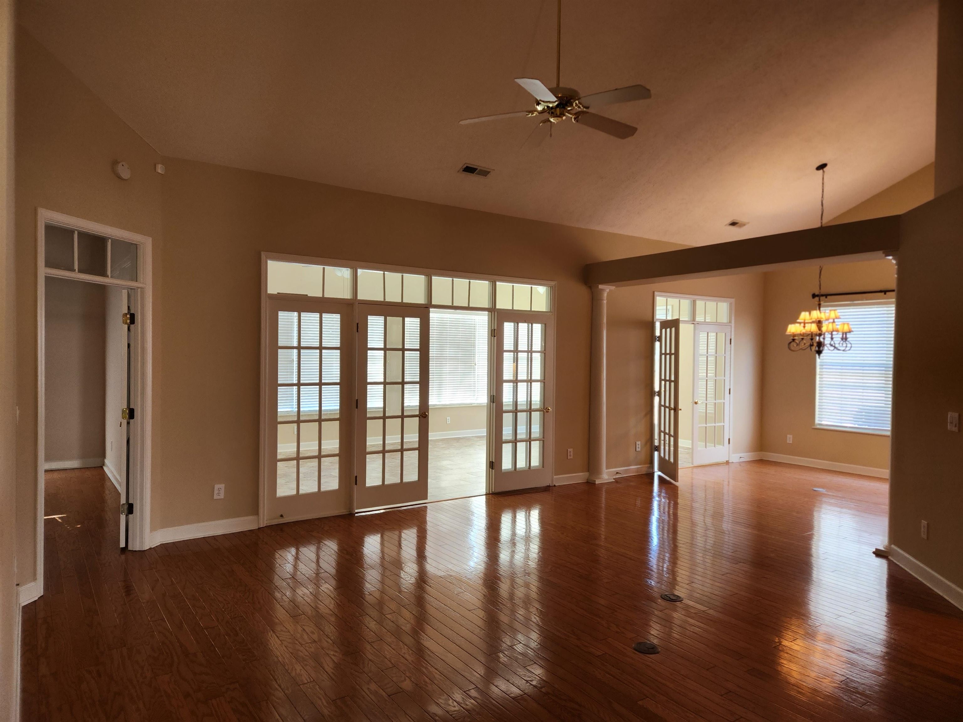 9398 Pinckney Lane Murrells Inlet, SC 29576 - Photo 2 of 22 Gallery Image 2