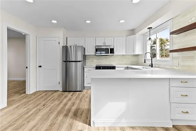 $2,500 | 21 Joy Street, Unit 2, Providence, RI 02908