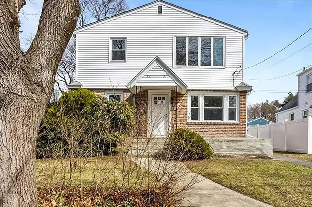 $2,500 | 21 Joy Street, Unit 2, Providence, RI 02908