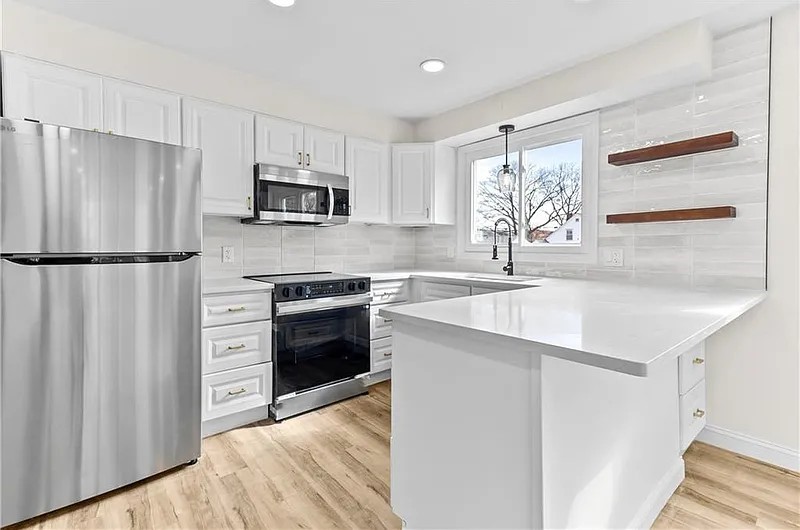 21 Joy Street, Unit 2 Providence, RI 02908 - Photo 2 of 19