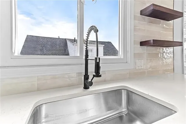 $2,500 | 21 Joy Street, Unit 2, Providence, RI 02908