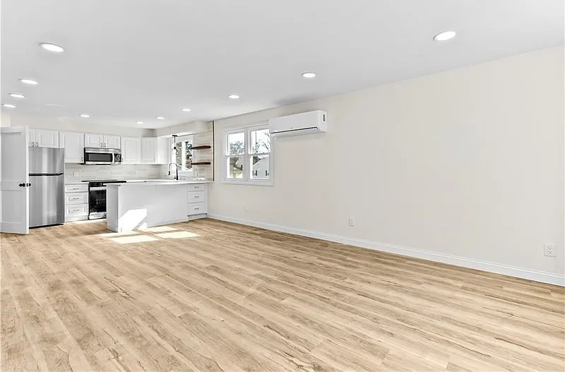 21 Joy Street, Unit 2 Providence, RI 02908 - Photo 9 of 19