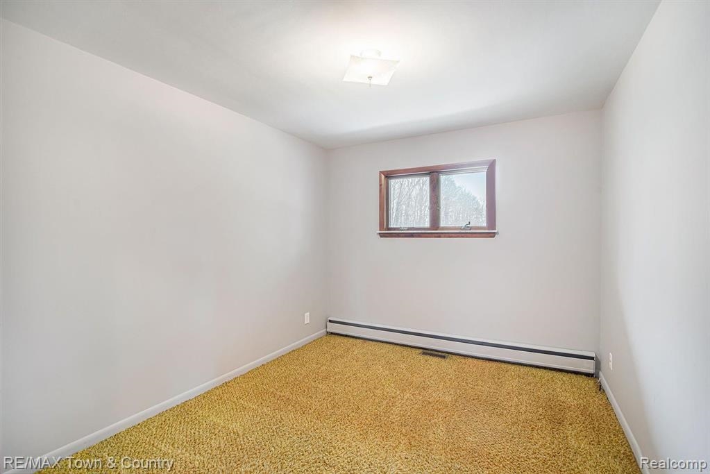 7513 West Stanley Road Flushing, MI 48433 - Photo 13 of 15 50091673-12.JPG