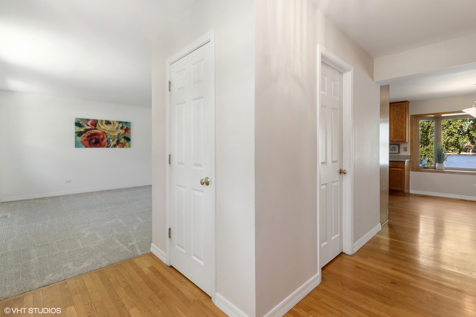 2186 High Point Drive Lindenhurst, IL 60046 - Photo 4 of 34 Gallery Image 4