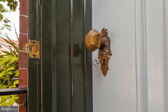 $825,000 | 267 South Van Pelt Street, Philadelphia, PA 19103