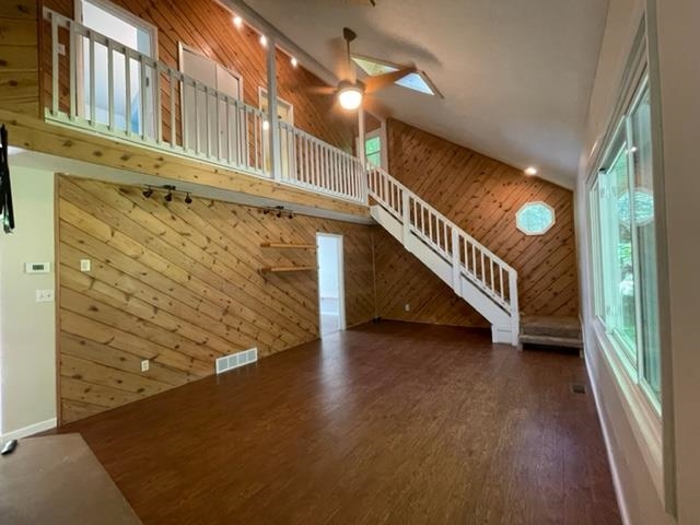 237 Rising Fawn Trail Roscommon, MI 48653 - Photo 27 of 54 Living Room