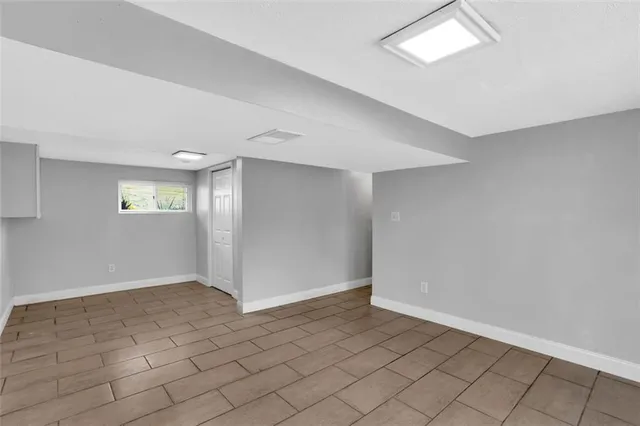 a view of an empty room with window