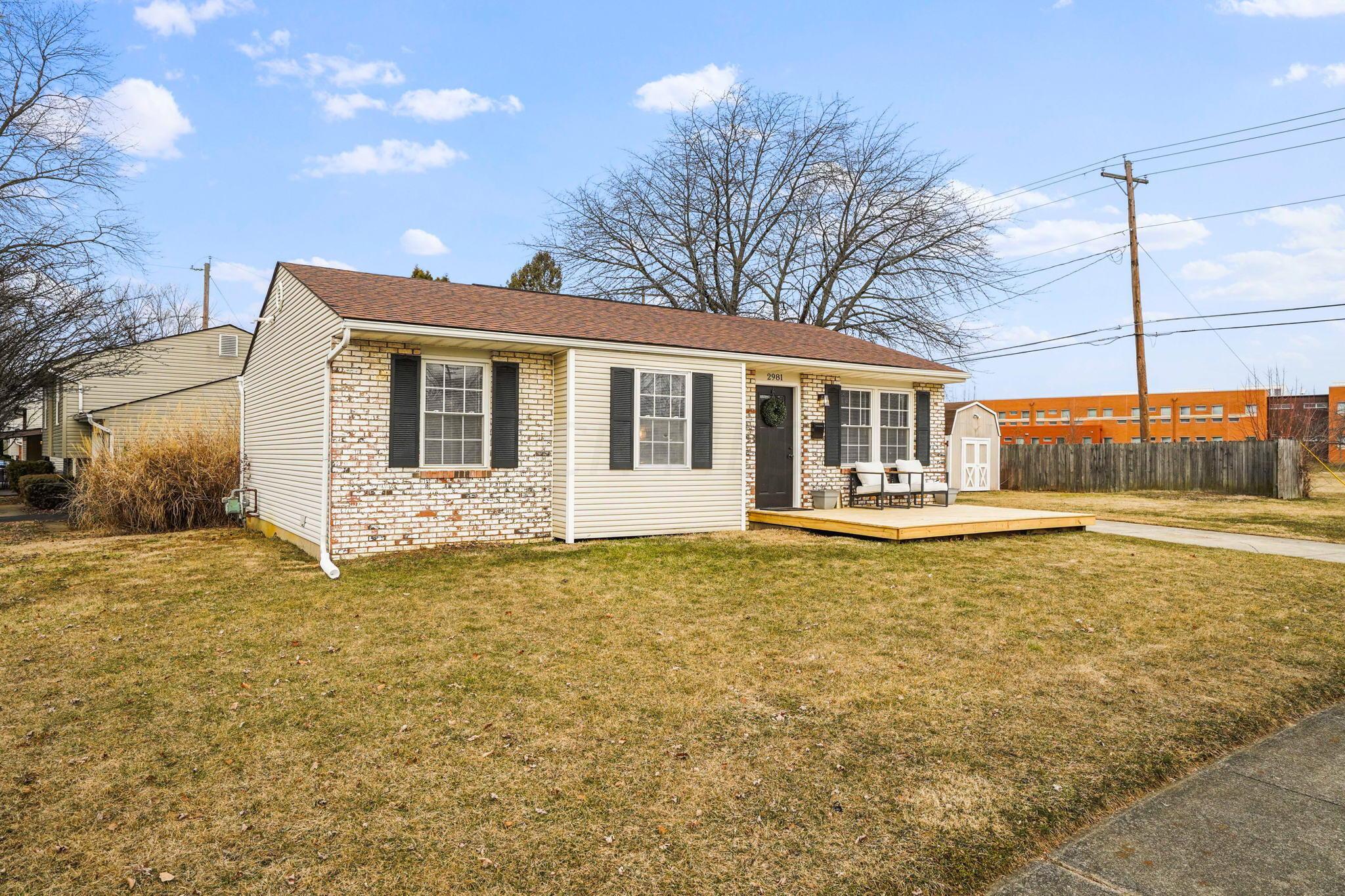 2981 Whitlow Road Columbus, OH 43232 - Photo 2 of 33 Updated Inside and Out