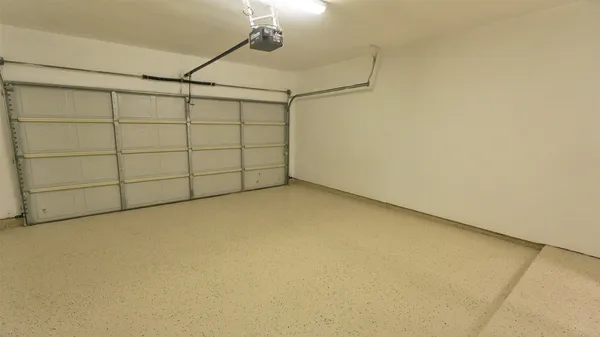 $277,000 | 122 North Camellia Grove Circle, The Woodlands, TX 77382