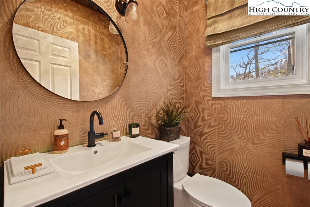 140 Gentry Road Boone, NC 28607 - Photo 11 of 49