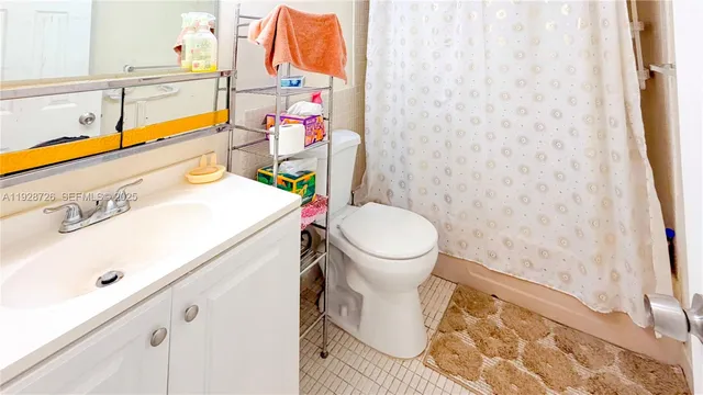 $215,000 | 1101 Northeast 191st Street, Unit H108, Miami, FL 33179