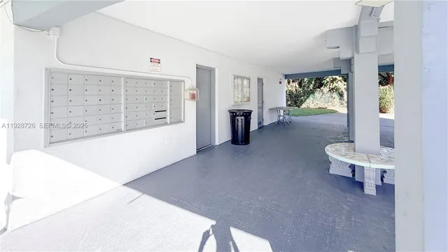 $215,000 | 1101 Northeast 191st Street, Unit H108, Miami, FL 33179