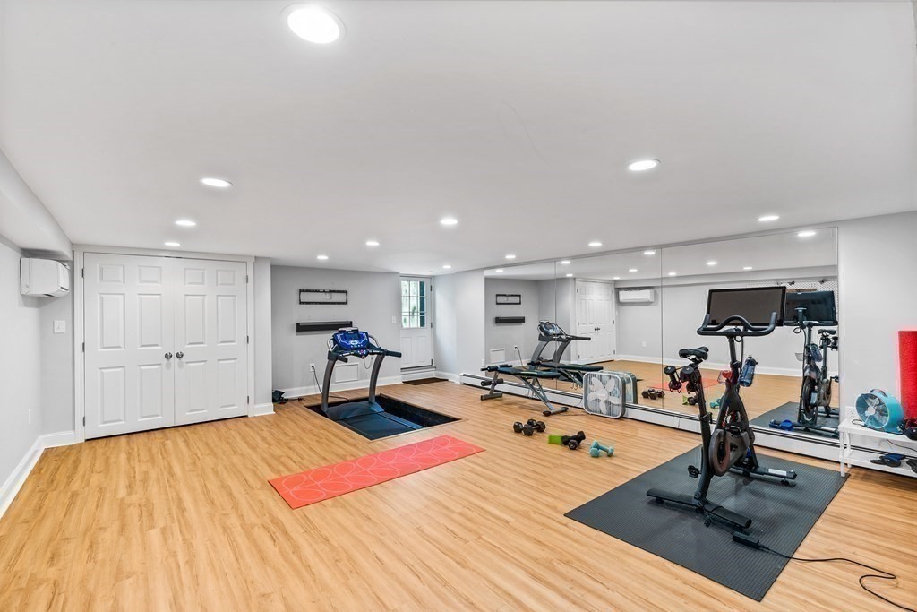 11 Longmeadow Road Hingham, MA 02043 - Photo 29 of 42 Gallery Image 29