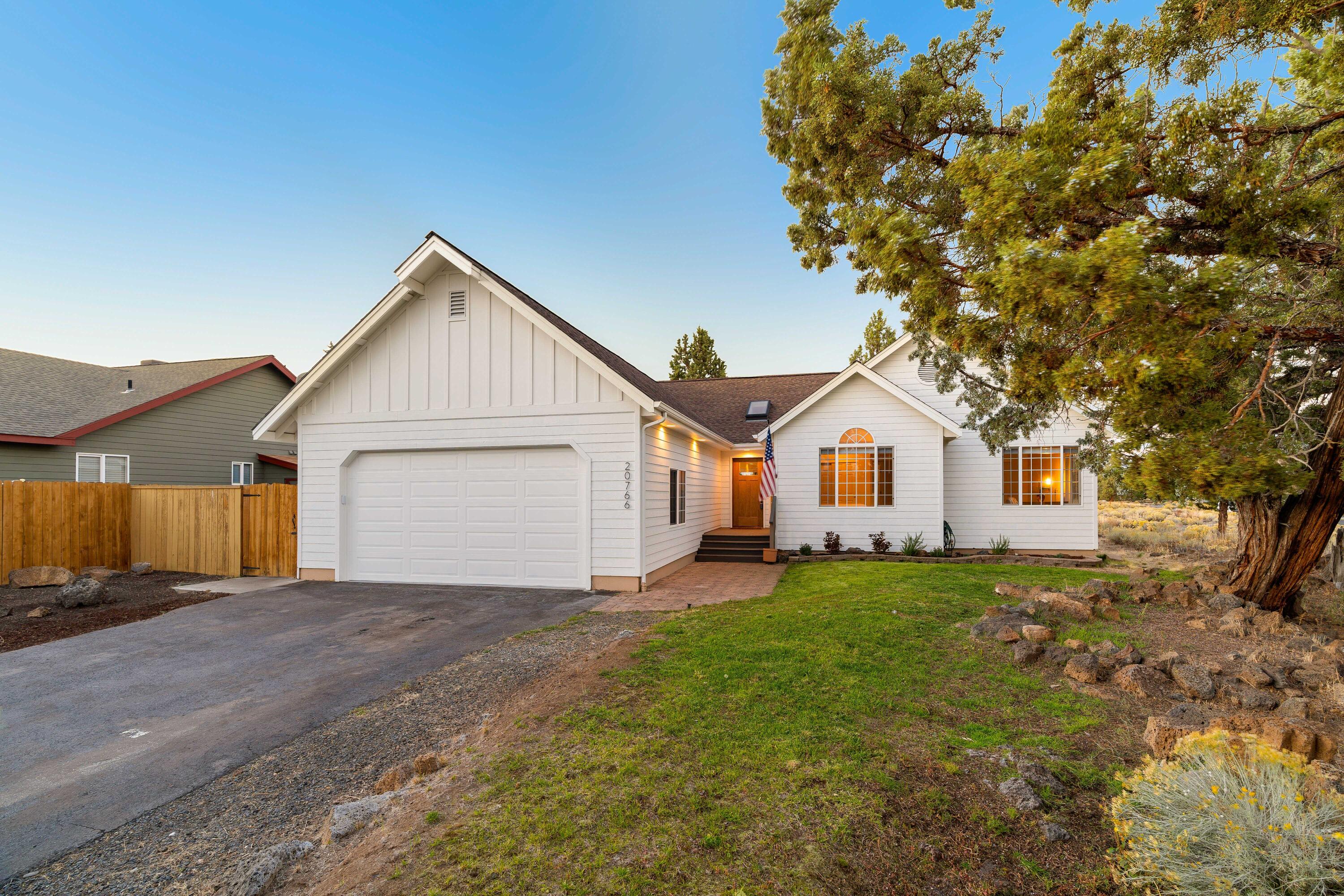 20766 South Loop Place Bend, OR 97703 - Photo 45 of 60 Exterior