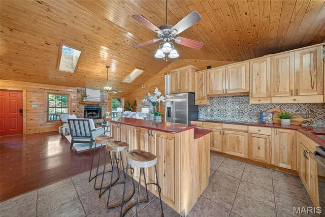 $800,000 | 19689 Coventry Circle, Unit 360, Marthasville, MO 63357