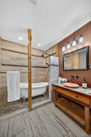 $800,000 | 19689 Coventry Circle, Unit 360, Marthasville, MO 63357