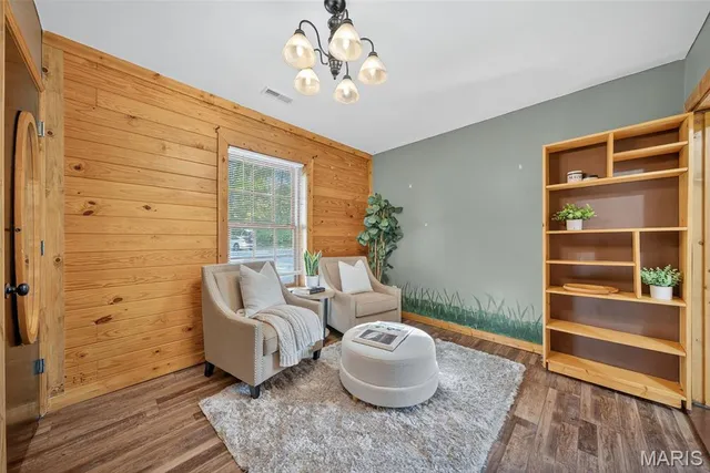 $800,000 | 19689 Coventry Circle, Unit 360, Marthasville, MO 63357