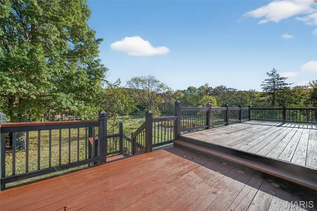 $800,000 | 19689 Coventry Circle, Unit 360, Marthasville, MO 63357