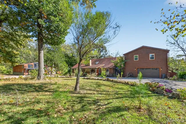 $800,000 | 19689 Coventry Circle, Unit 360, Marthasville, MO 63357