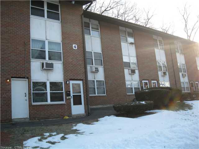 54 Terrace Gardens, Unit 54 Wallingford, CT 06492 - Photo 1 of 1 Exterior Front.