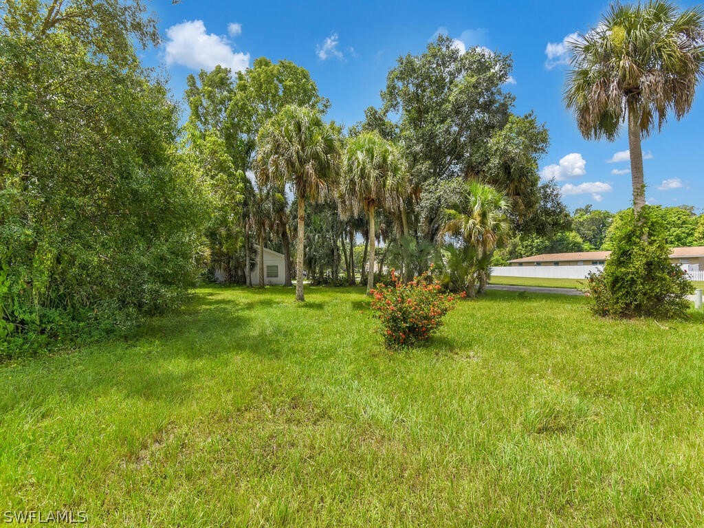 915 Alderman Street Fort Myers, FL 33916 - Photo 2 of 20 a view of green field