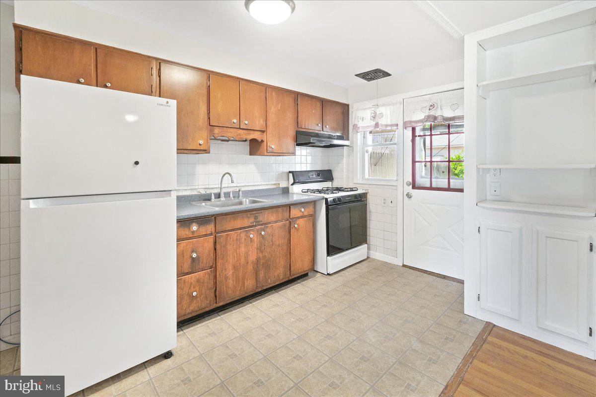 1826 Dunmere Road Dundalk, MD 21222 - Photo 15 of 30 Gallery Image 15