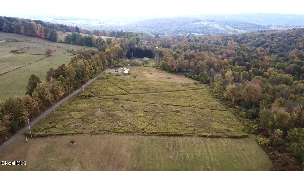 185 State Line Road Eagle Bridge, NY 12057 - Photo 6 of 12 2025-09-23-16-12-08-662