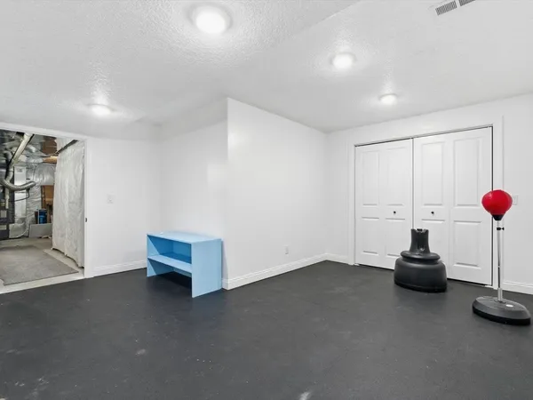 $760,000 | 6817 Timber Court, Bettendorf, IA 52722