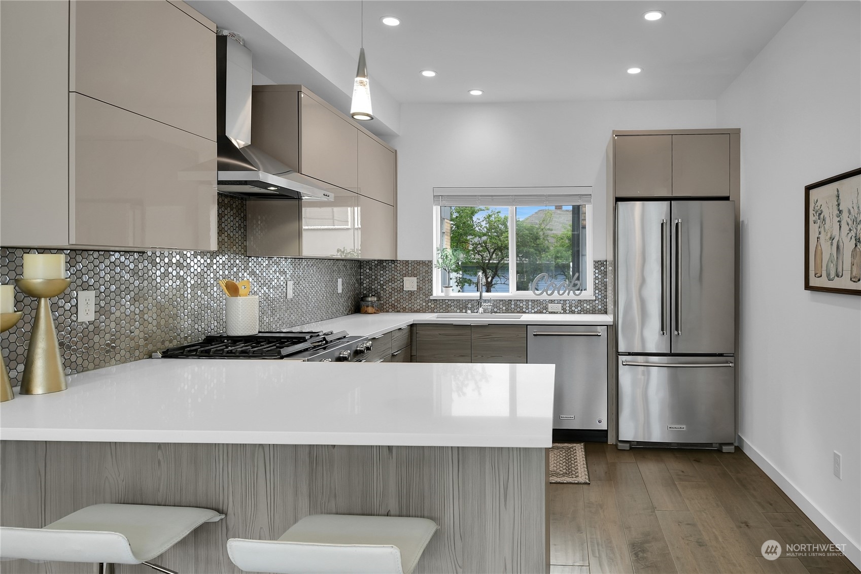 1818 South State Street Seattle, WA 98144 - Photo 6 of 19 Gallery Image 6