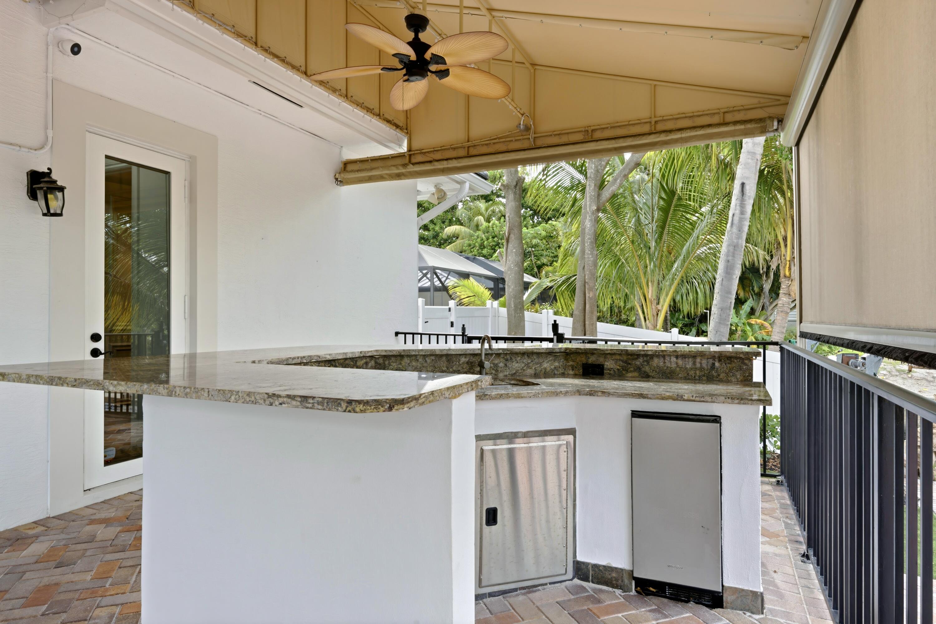 608 Inlet Road North Palm Beach, FL 33408 - Photo 42 of 62 BAR
