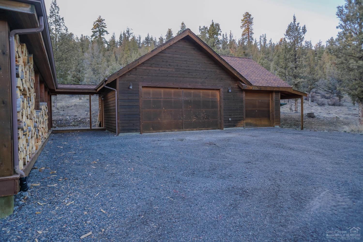 70707 Holmes Road Sisters, OR 97759 - Photo 5 of 25 Additional Photo