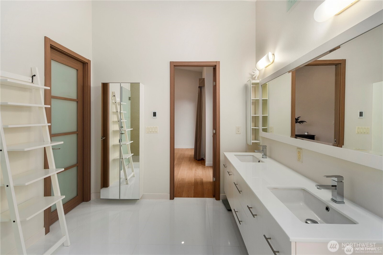 30404 28th Avenue Southwest Federal Way, WA 98023 - Photo 22 of 24 a spacious bathroom with a double vanity sink shower and mirror
