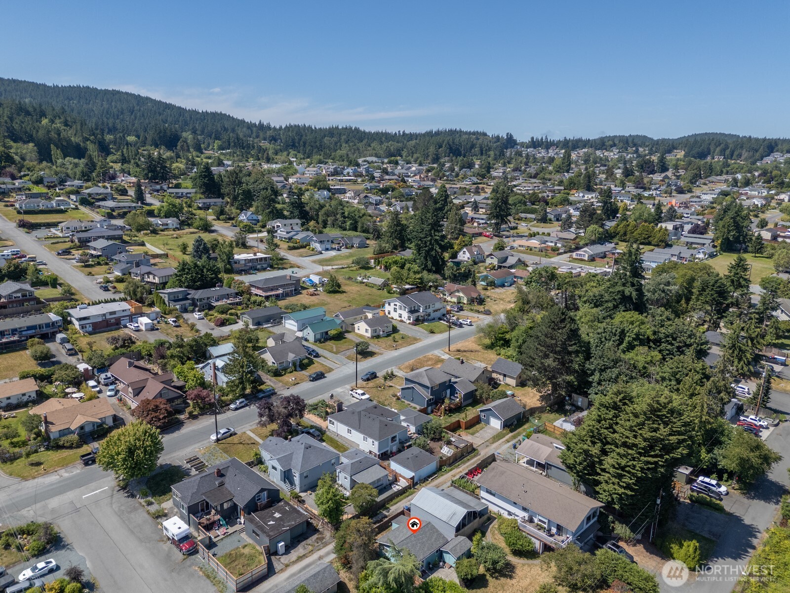 805 36th Street Anacortes, WA 98221 - Photo 32 of 39 an aerial view of a city