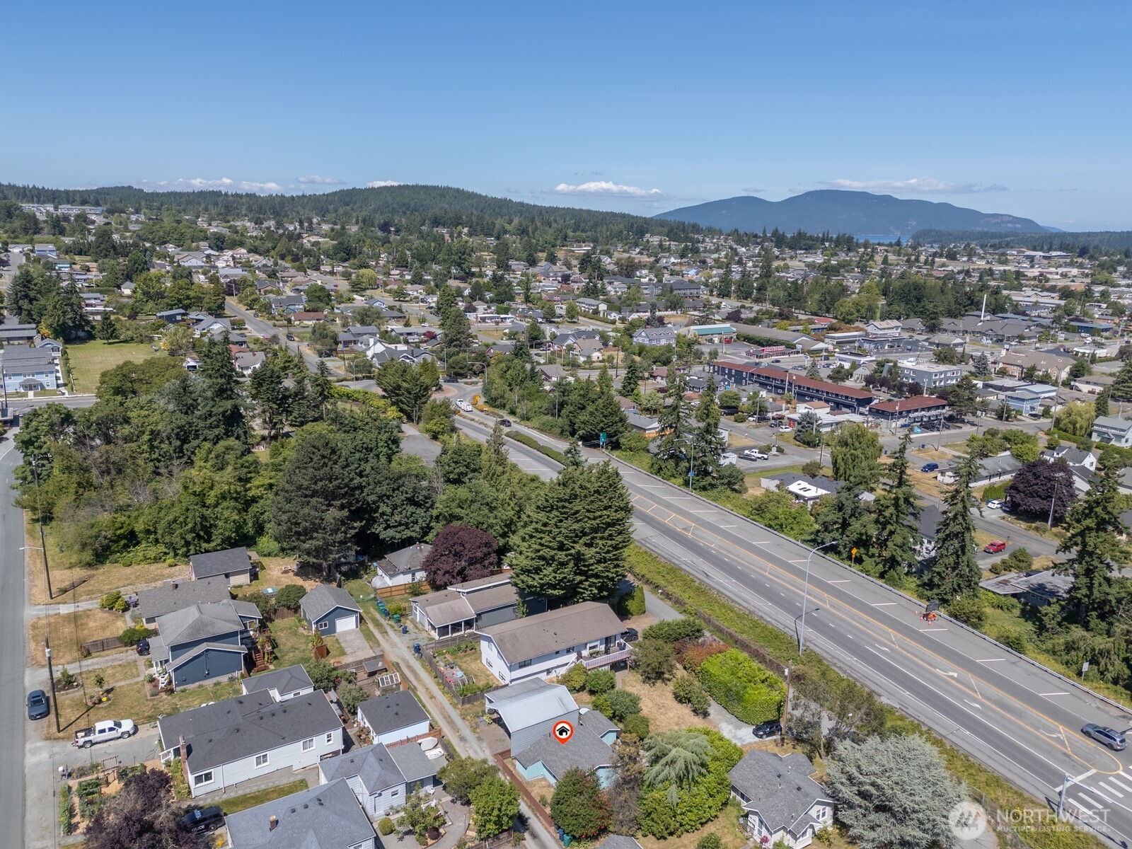 805 36th Street Anacortes, WA 98221 - Photo 33 of 39 an aerial view of a city