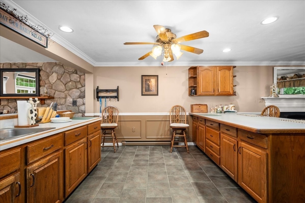 11 Riverside Drive Webster, MA 01570 - Photo 13 of 42 Gallery Image 13