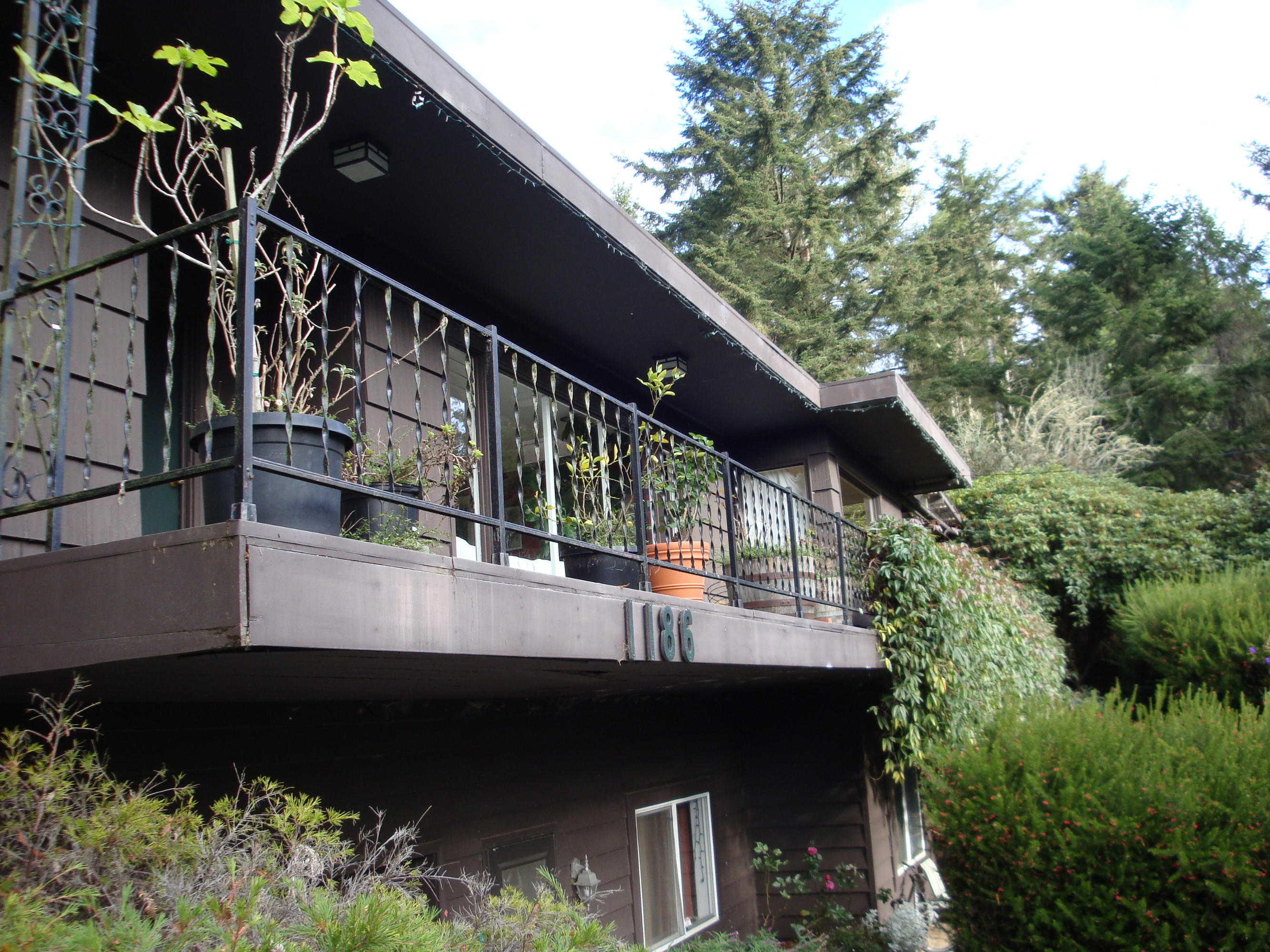 1186 Fickle Hill Road Arcata, CA 95521 - Photo 3 of 23 Gallery Image 3