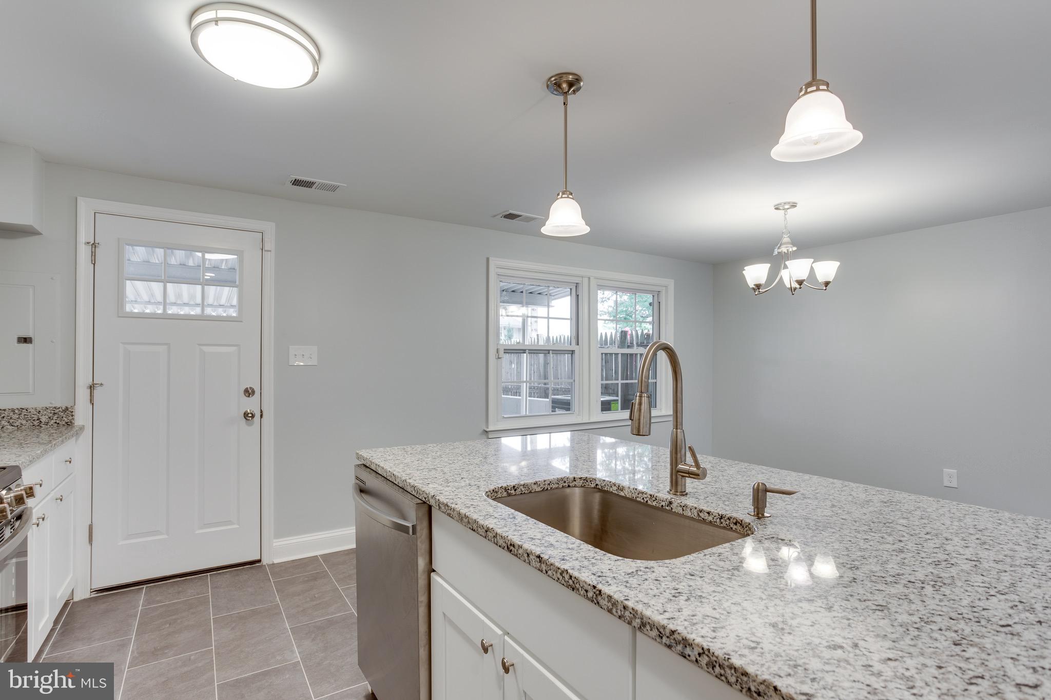 7734 Burnside Road Landover, MD 20785 - Photo 15 of 48