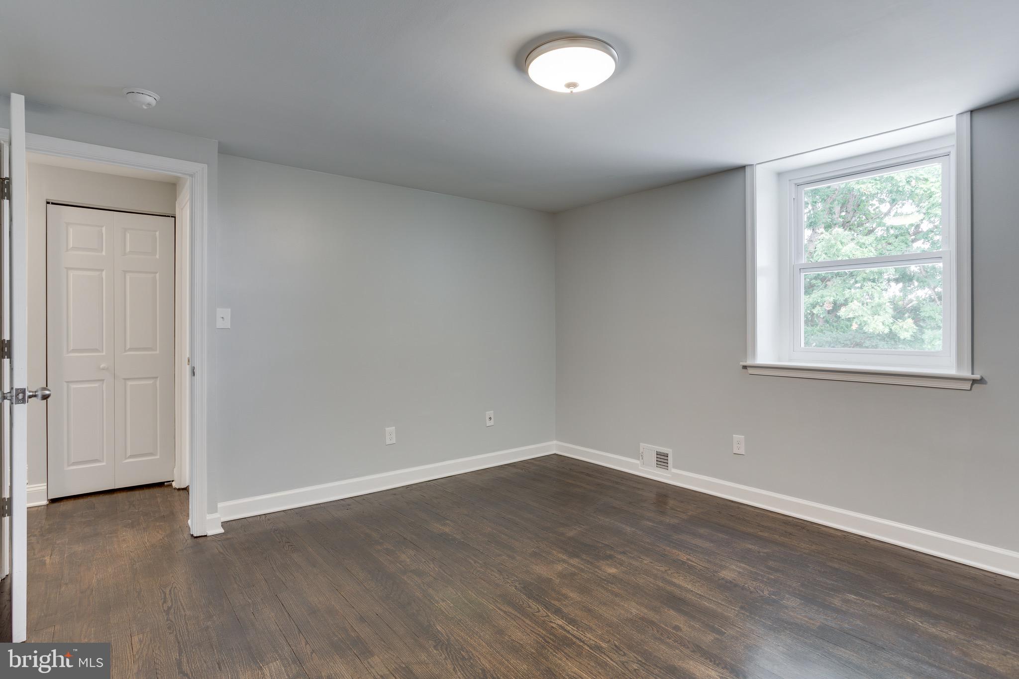 7734 Burnside Road Landover, MD 20785 - Photo 34 of 48