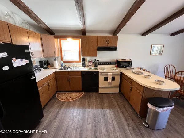 $325,000 | 80 Petrarch Trail, Albrightsville, PA 18210