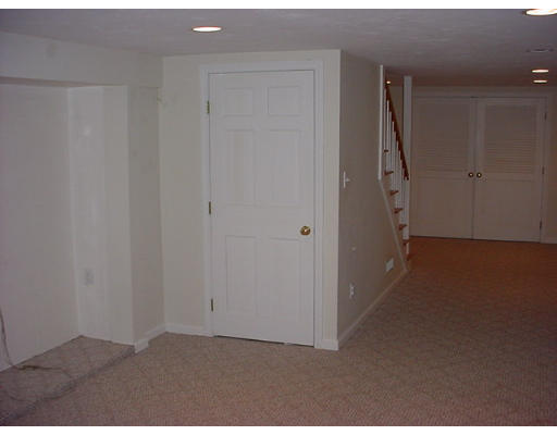 16 Lyman Road Framingham, MA 01701 - Photo 12 of 12