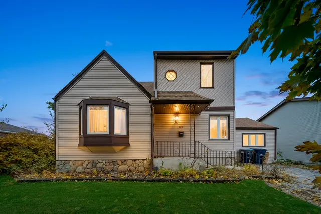 $290,000 | 365 East Dickens Avenue, Northlake, IL 60164