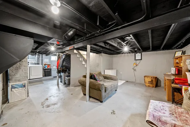 $290,000 | 365 East Dickens Avenue, Northlake, IL 60164