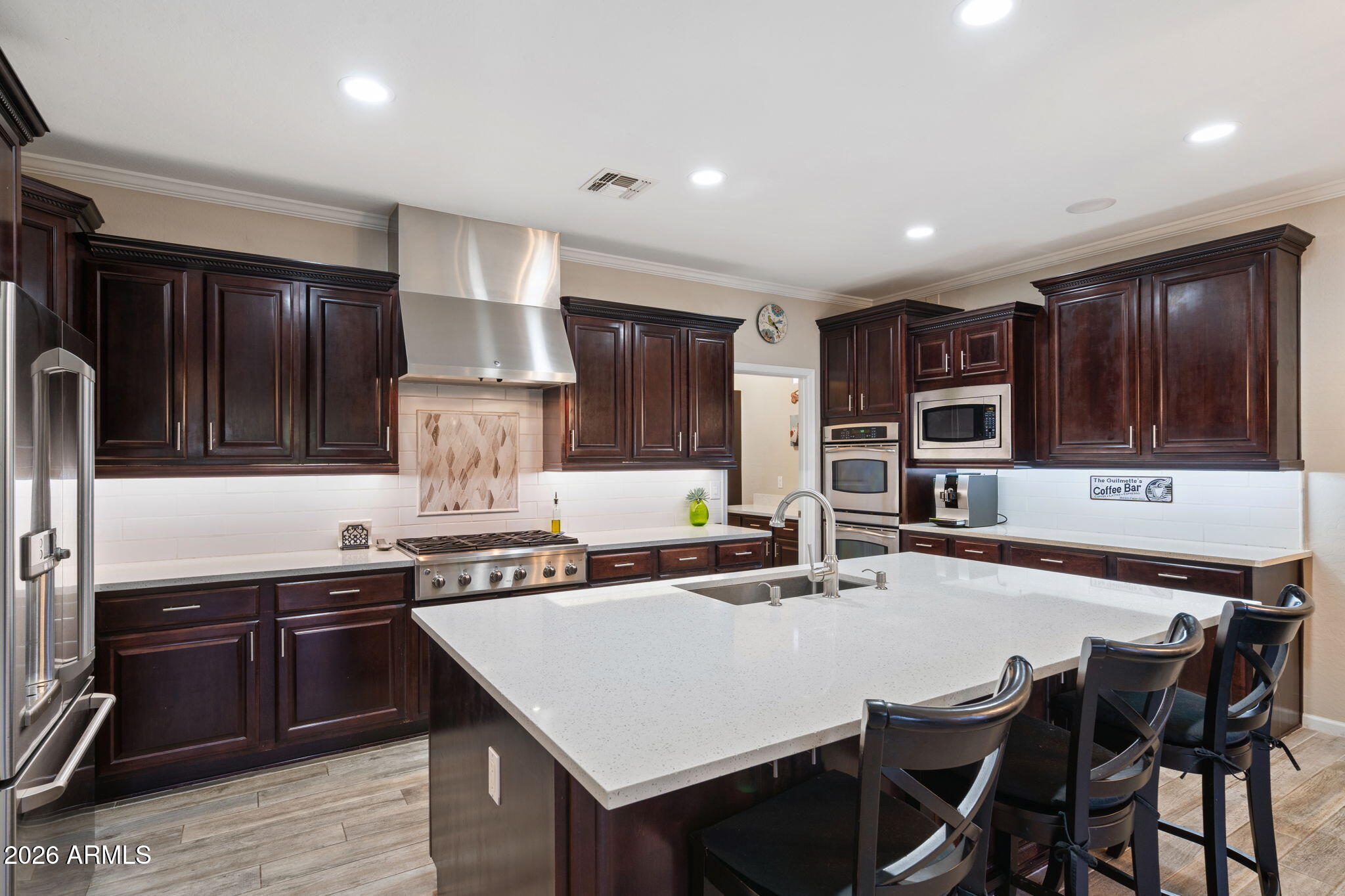 3729 East Robin Lane Phoenix, AZ 85050 - Photo 12 of 57 12-web-or-mls-DSC05761