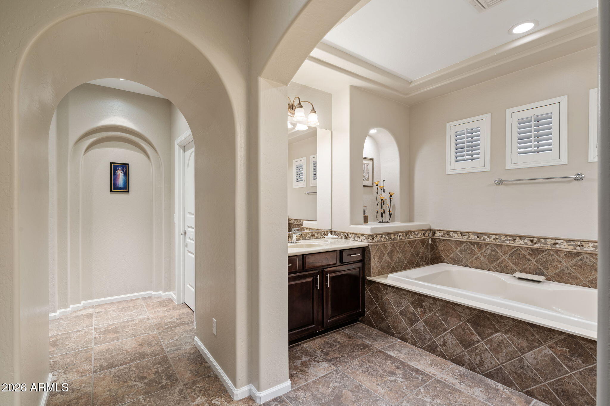 3729 East Robin Lane Phoenix, AZ 85050 - Photo 27 of 57 27-web-or-mls-DSC05885