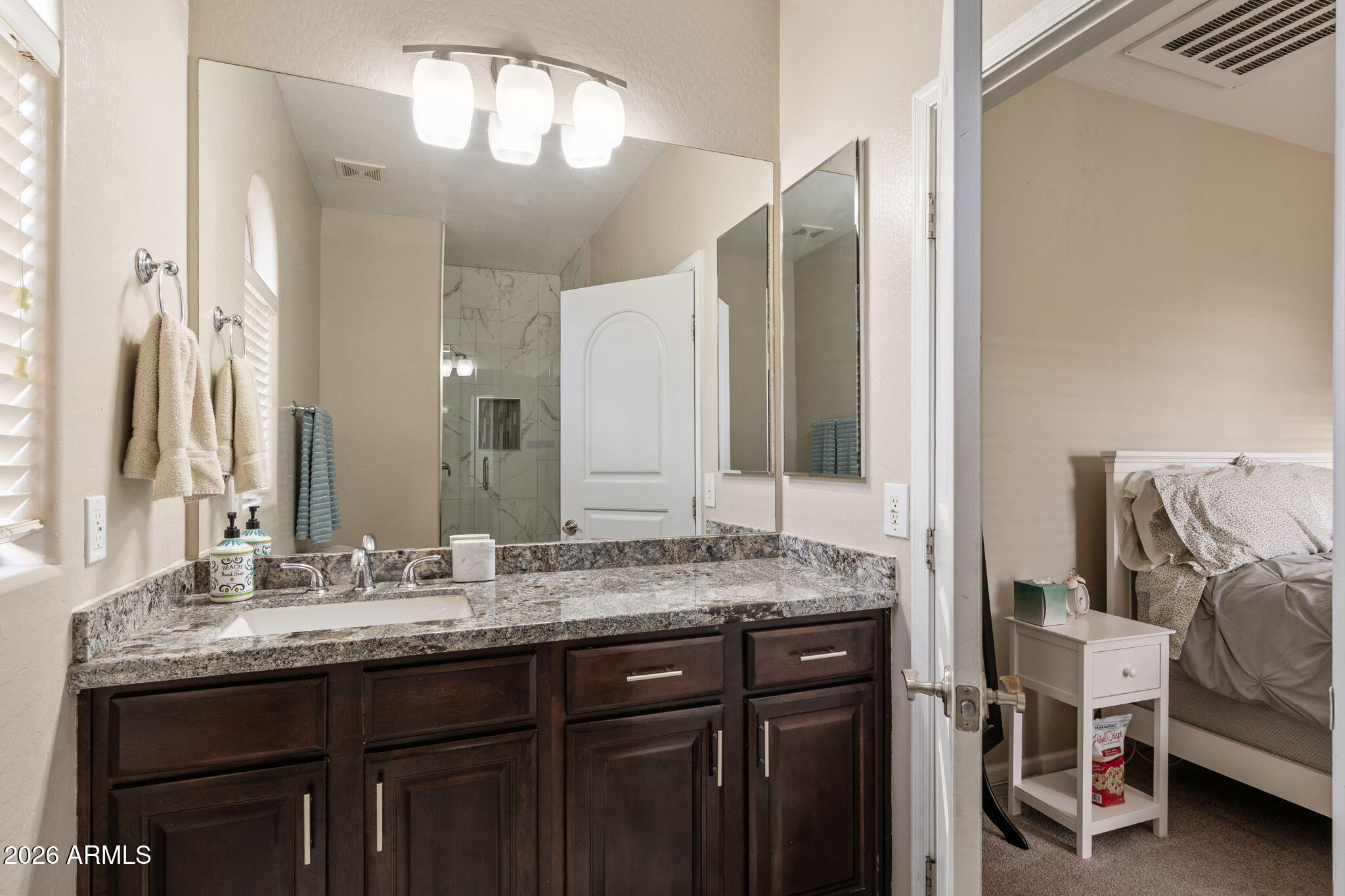 3729 East Robin Lane Phoenix, AZ 85050 - Photo 35 of 57 35-web-or-mls-DSC05852