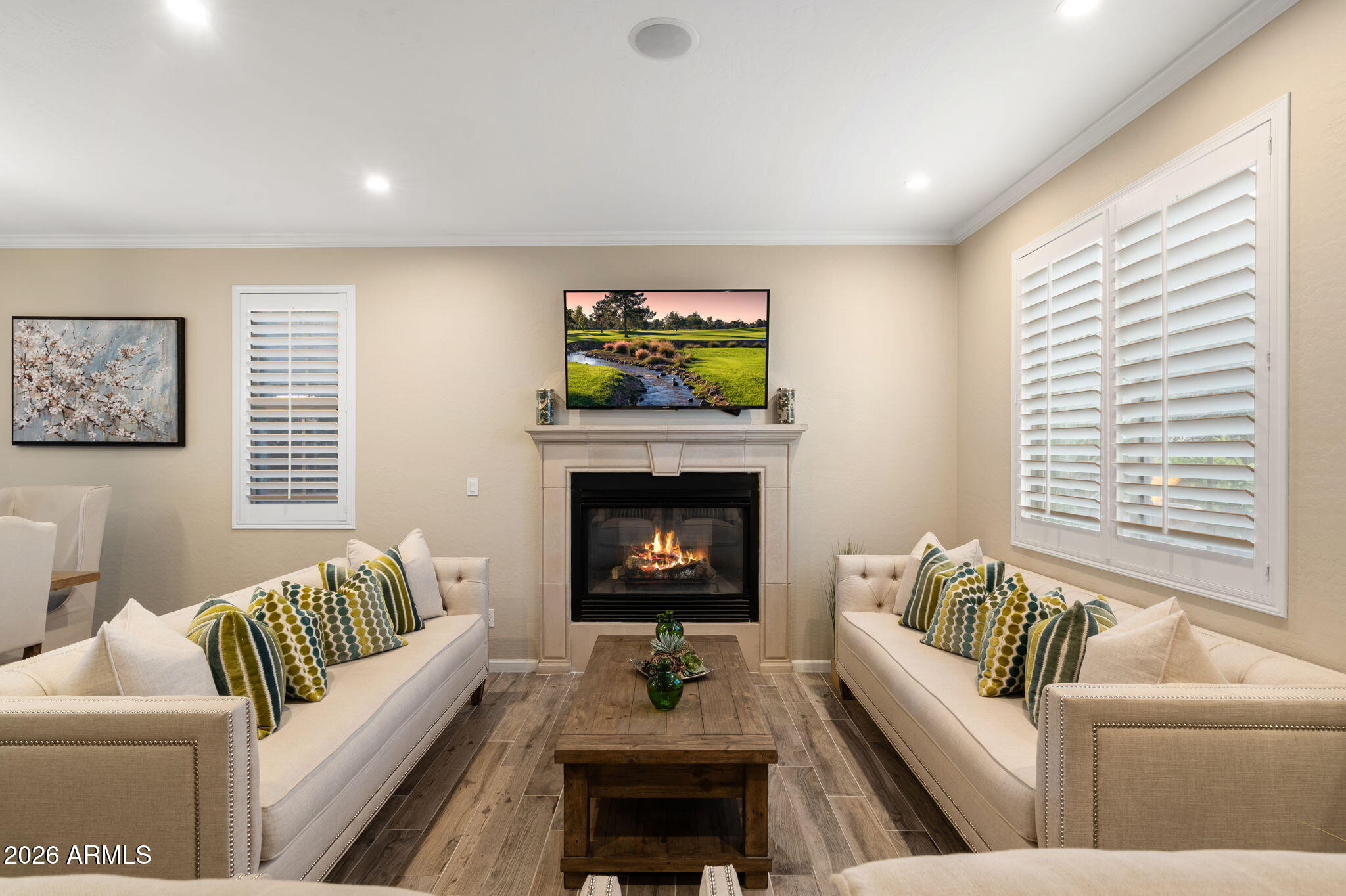 3729 East Robin Lane Phoenix, AZ 85050 - Photo 7 of 57 7-web-or-mls-DSC05734